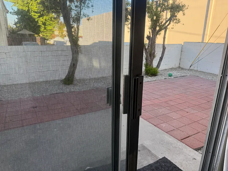 1014 Buena Vista St #5 — Photo 7