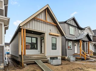 19832 44th St SE, Calgary, AB T3M3G3