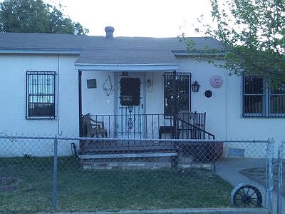 1st image of 104 N Clayton St