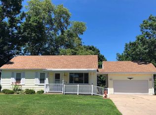 503 W Ash St, Elmwood, IL 61529