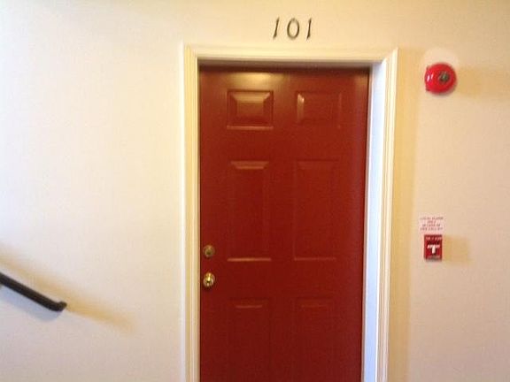 2nd image of 613 Himes Ave APT 101