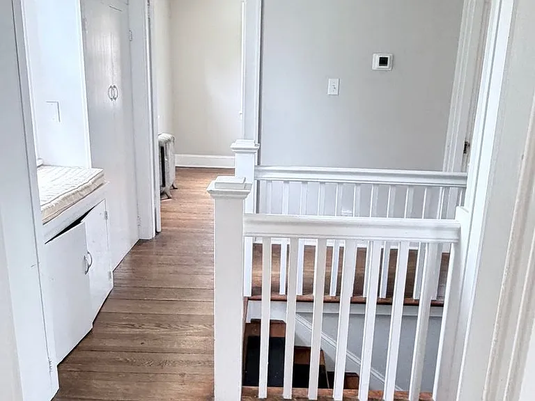 8 Salem Ave — Photo 10