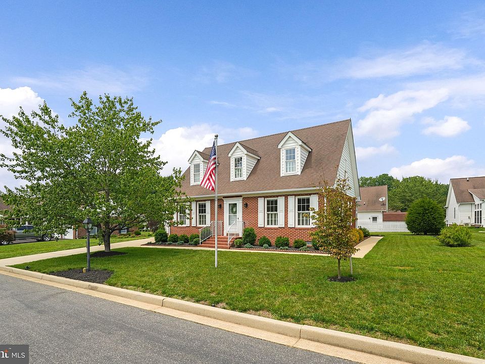 1st image of 41464 Helen Marie Ct