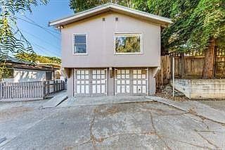 5th image of 915 Napa St