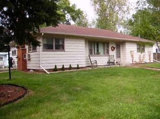 707 Allen St, Sandwich, IL 60548