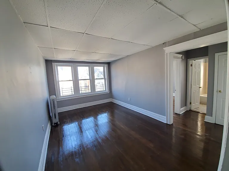 317 William St #B — Photo 6