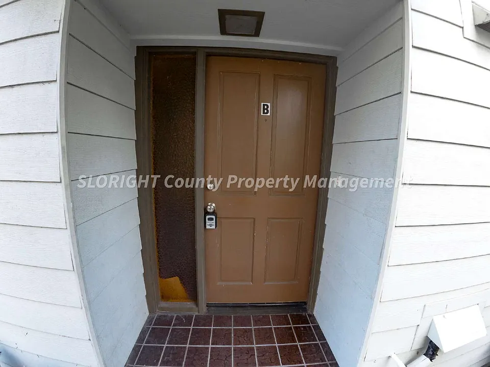 122 Vine St #B