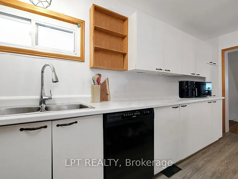 88 Norman St — Photo 15