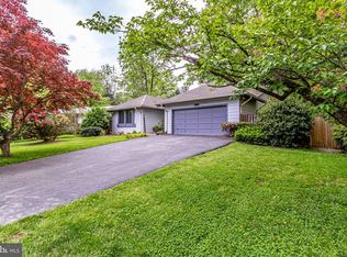 6120 Shiplett Blvd, Burke, VA 22015