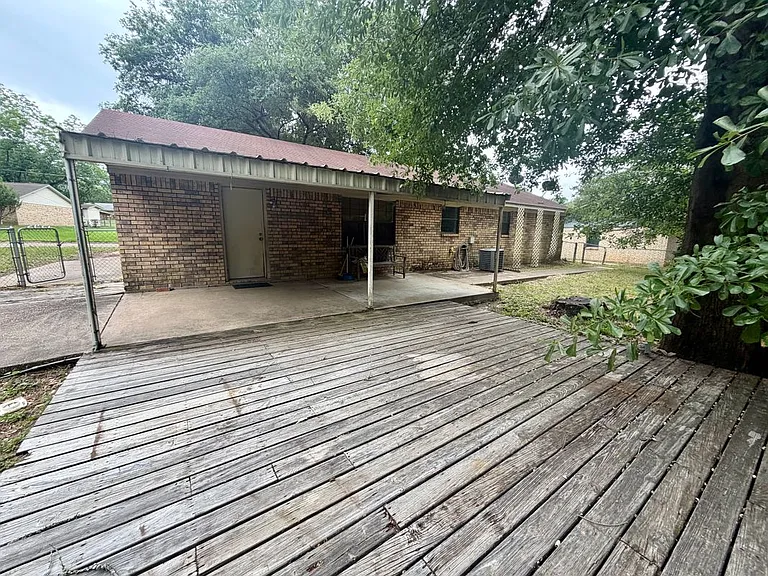 224 Woodland Cir — Photo 13