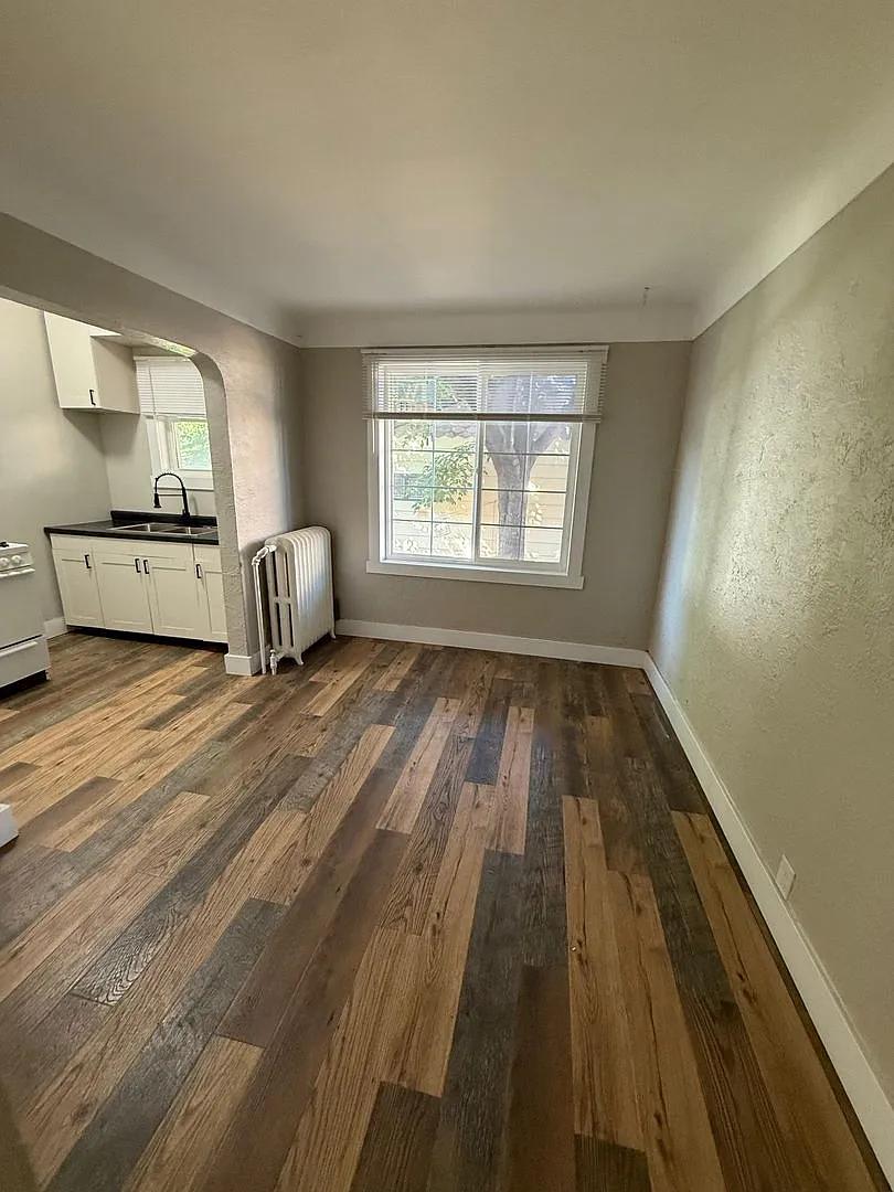 251 Maria Ave — Photo 3