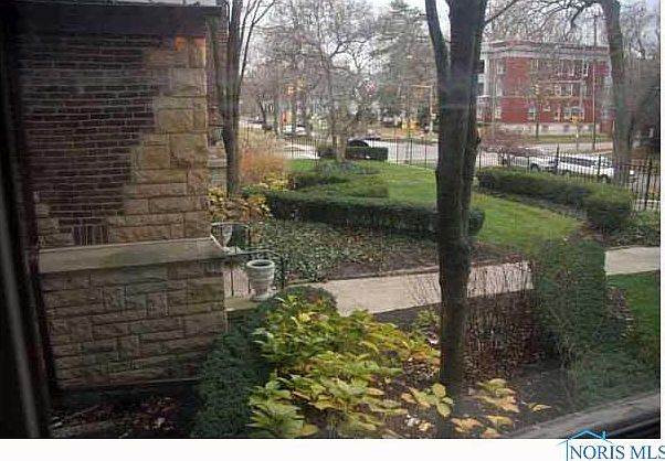 2nd image of 2200 Scottwood Ave Unit 102