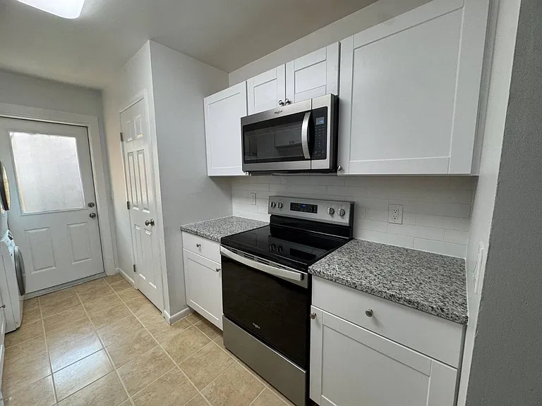 1762 Service Rd — Photo 3