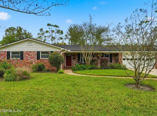 8648 Lincolnshire Rd W, Jacksonville, FL 32217