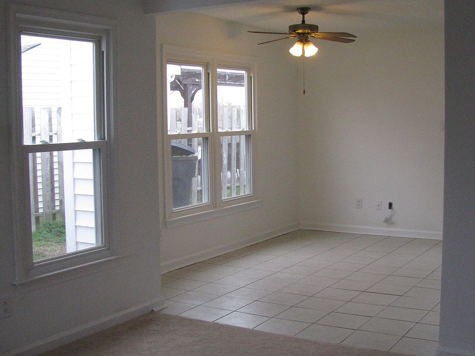 2nd image of 968 Culver Ln