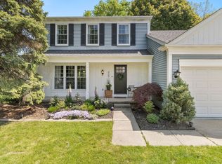 465 Bolinger St, Rochester Hills, MI 48307