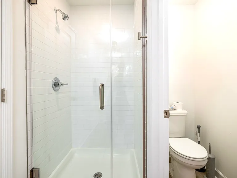 237 Hudson Dr — Photo 19