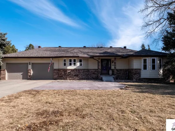 12503 Westridge Rd, Gretna, NE 68028