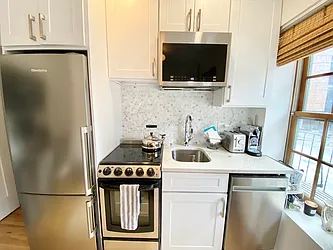 Rented by J PRESTON AND ASSOCIATES INC