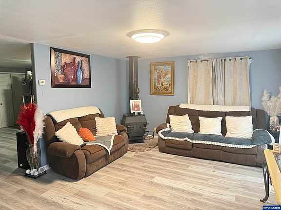 5th image of 13900 SE Highway 212 Unit 19