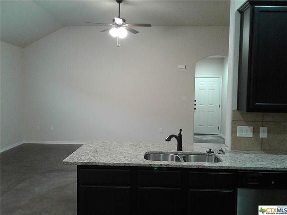 5th image of 342 Emma Dr