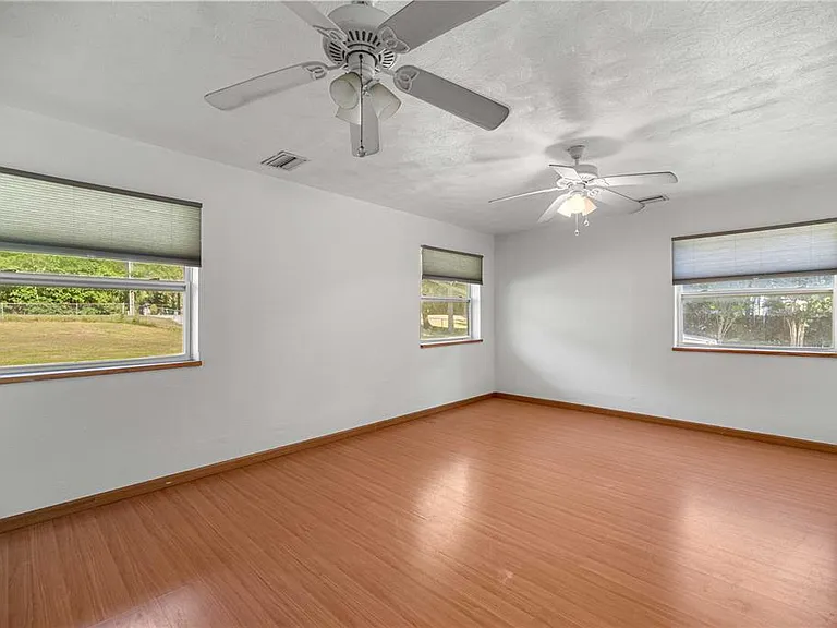 3821 SW 7th Avenue Rd — Photo 26