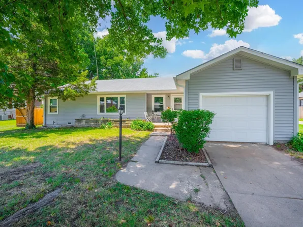 1321 N A St, Arkansas City, KS 67005
