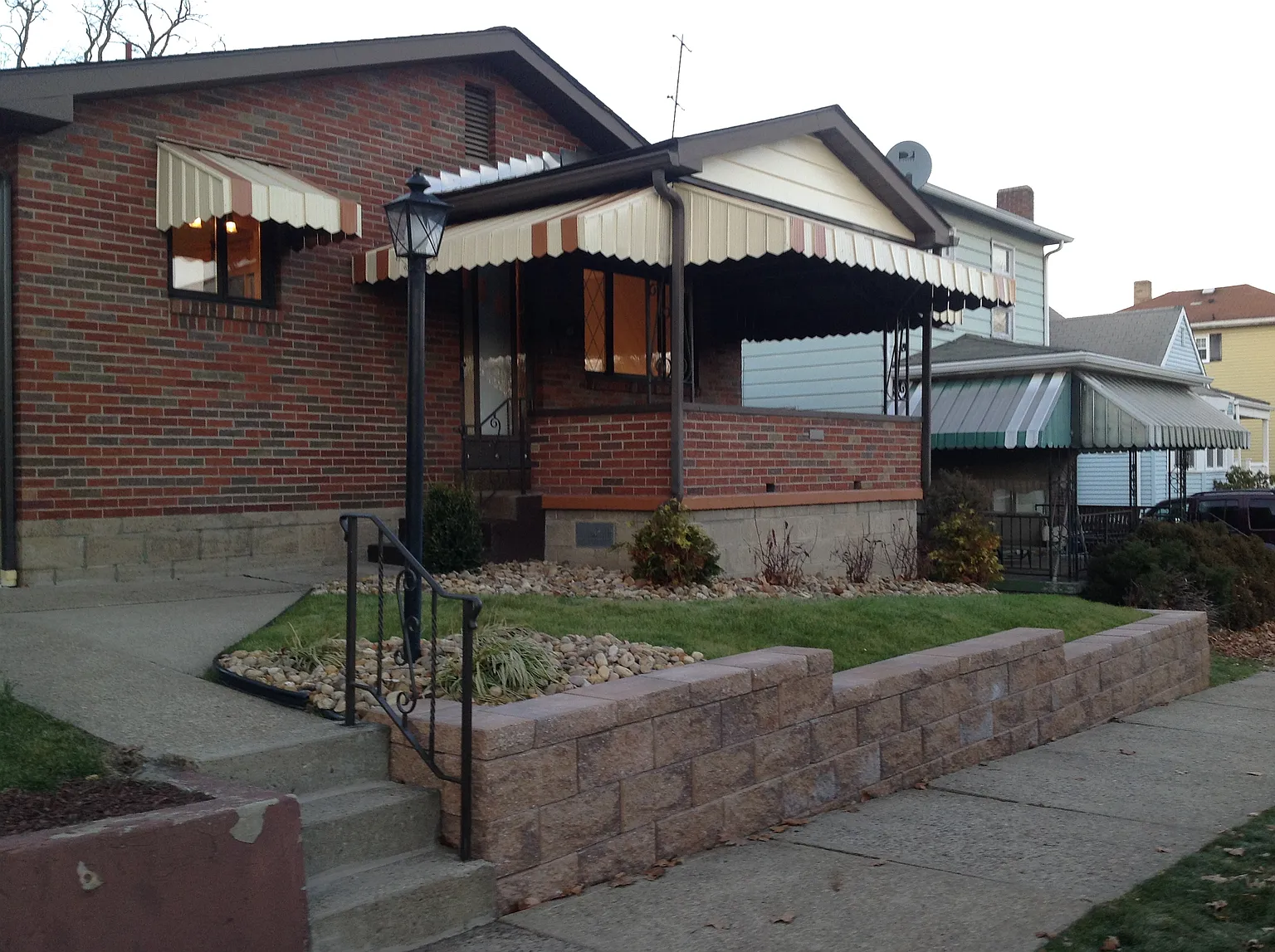 1017 Union Ave photo 1