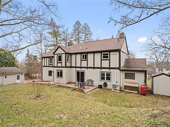 4th image of 425 Hanshaw Rd