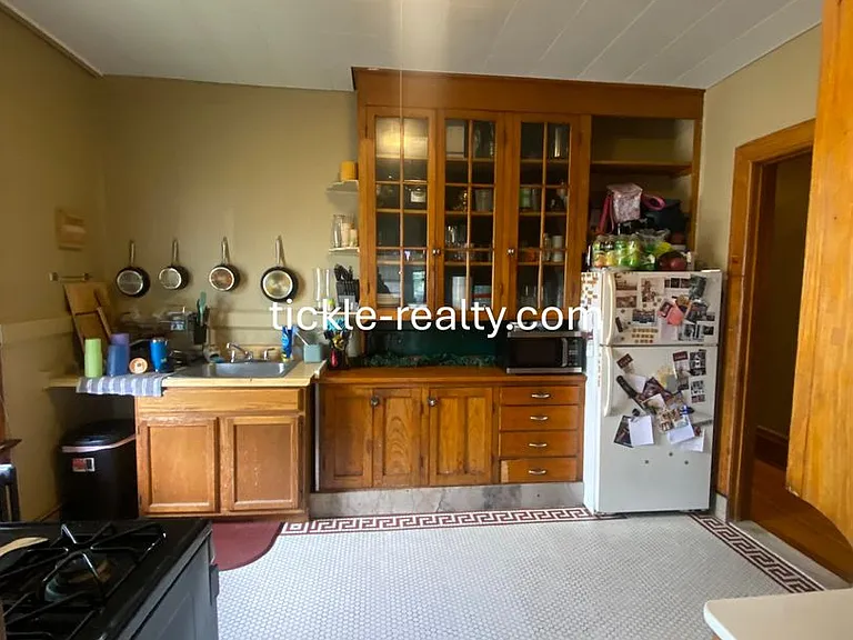 66 Henrietta St — Photo 8