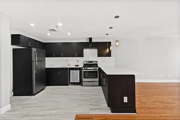 Rented by Corcoran | media 10