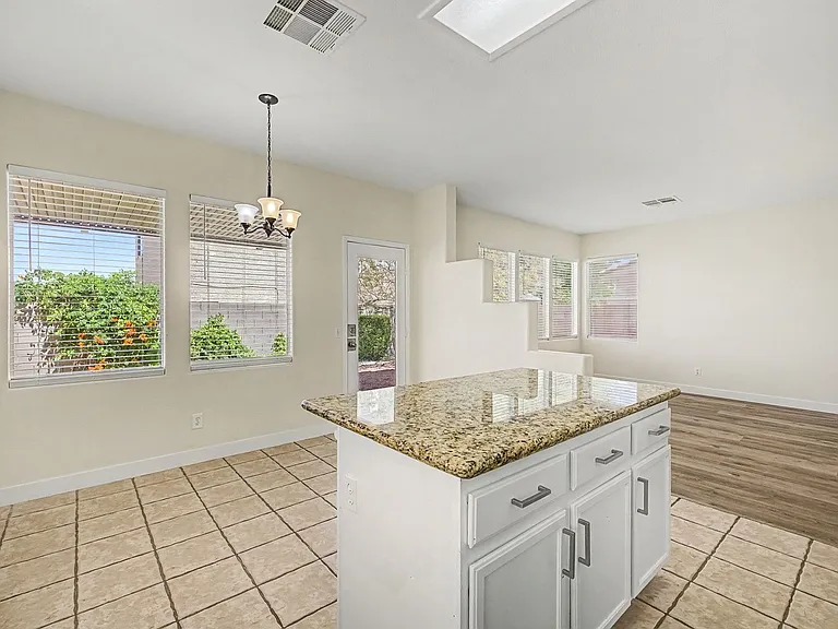 7804 Amulet St — Photo 12