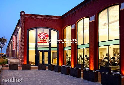 520 Harrison Ave. Boston - South End Building Photo 3 (3)