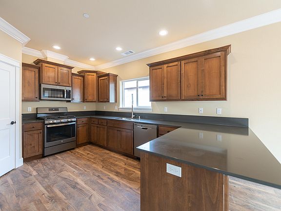 2nd image of 3804 Craftsman Ave