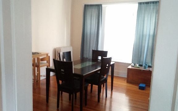3rd image of 7420 N Greenview Ave #01