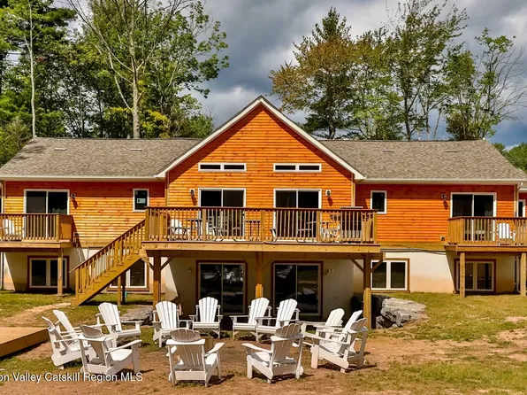 6493 New York 23a, Tannersville, NY 12485