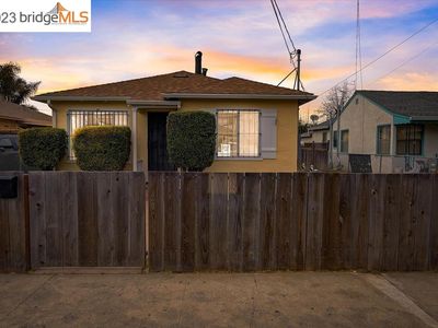 1023 101st Ave, Oakland, CA, 94603