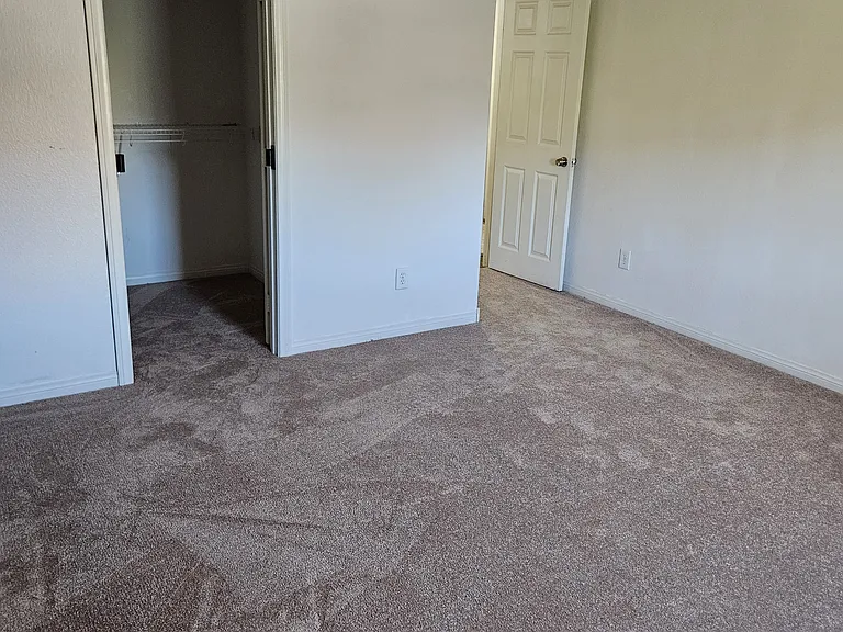 7204 Mountain Den Ave — Photo 12