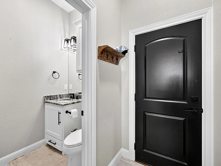 8619 La Jolla Dr — Photo 23