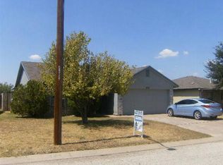 1833 La Mesa Ln, San Angelo, TX 76905