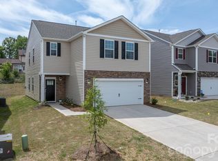 534 13th Avenue Dr NE, Hickory, NC 28601
