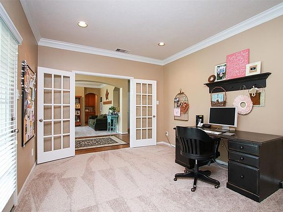 5th image of 22735 Newcourt Place St