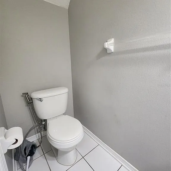 2302 Lake Woodberry Cir — Photo 15