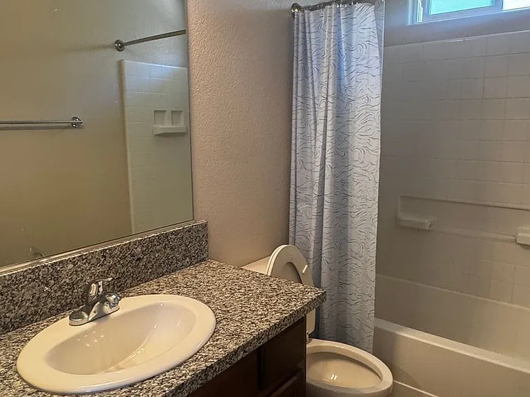 120 Ivy St — Photo 10