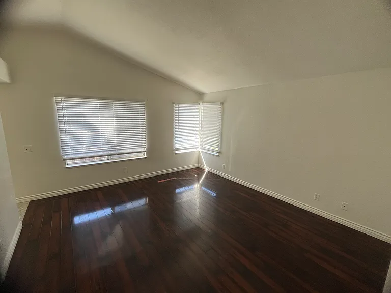 10065 Miracanto Way — Photo 21