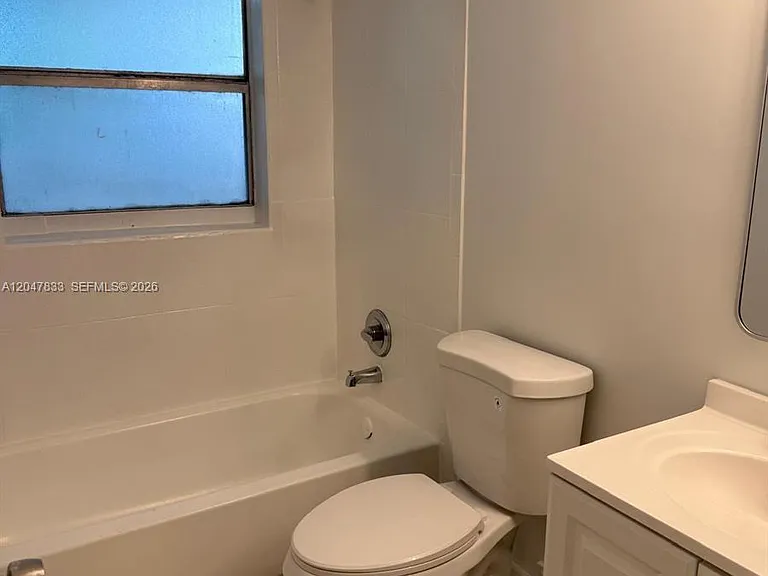 10116 Twin Lakes Dr #11-C — Photo 15