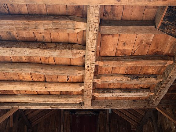 4th image of 8 Sea St