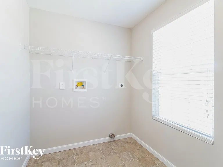 2131 Picketside Dr — Photo 6