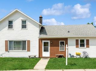 107 N Main St, Iron Ridge, WI 53035
