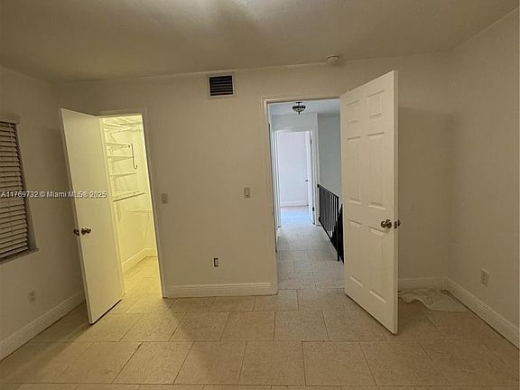 3rd image of 50 Antilla Ave APT 2